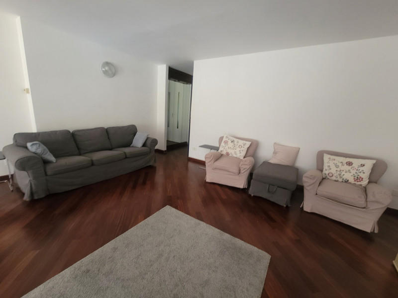 AFFITTIAMO ELEGANTE BICAMERE NEL CUORE DEL CENTRO STORICO, a soli 100 metri da Piazza dei Signori...