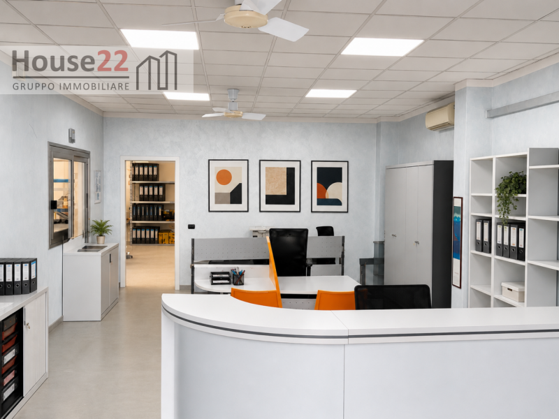 CONCESIO - BRESCIA. In zona industriale artigianale CAPANNONE di Mq 520 al piano terra con area e...