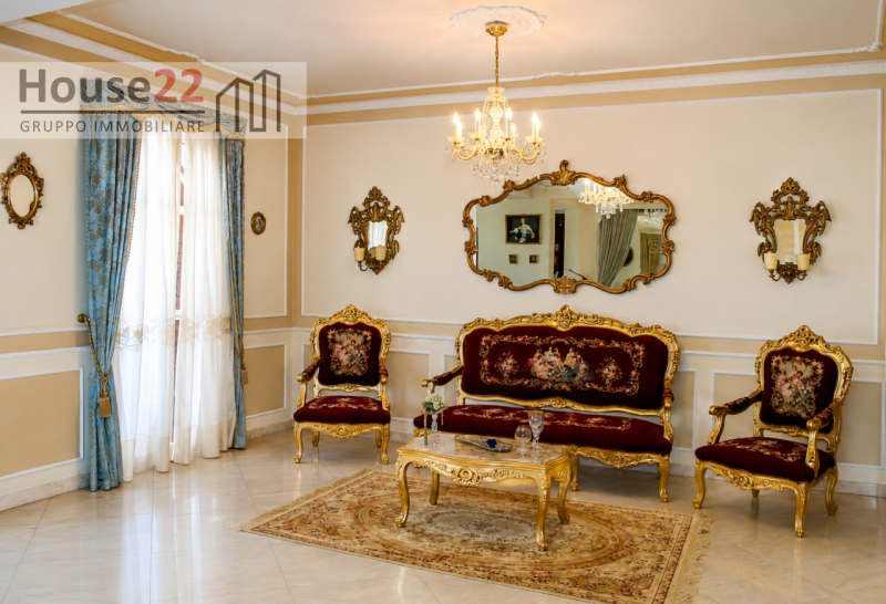 FUNARI (MESSINA - SICILIA). PRESTIGIOSA VILLA situata sulla dolce collina di Furnari, a pochi pas...