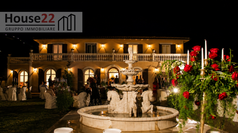 FUNARI (MESSINA - SICILIA). PRESTIGIOSA VILLA situata sulla dolce collina di Furnari, a pochi pas...