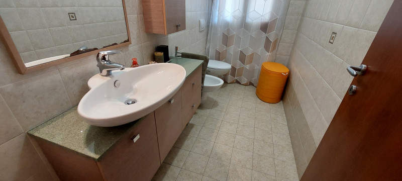 Proponiamo in vendita un’esclusiva Porzione di Bifamiliare inserita in un curato complesso a schi...