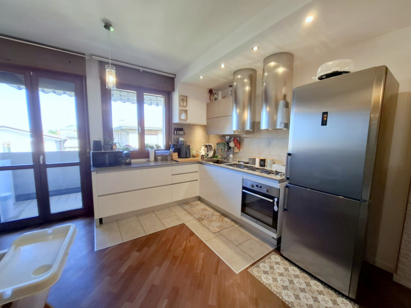 CAMIN ELEGANTE DUPLEX 3 CAMERE €.235.000 - rif.GB052

LA CASA CHE NON RICHIEDE ALCUN LAVORO: ELEG...