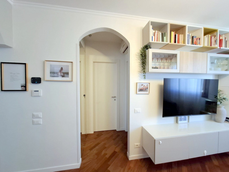 CAMIN ELEGANTE DUPLEX 3 CAMERE €.235.000 - rif.GB052

LA CASA CHE NON RICHIEDE ALCUN LAVORO: ELEG...