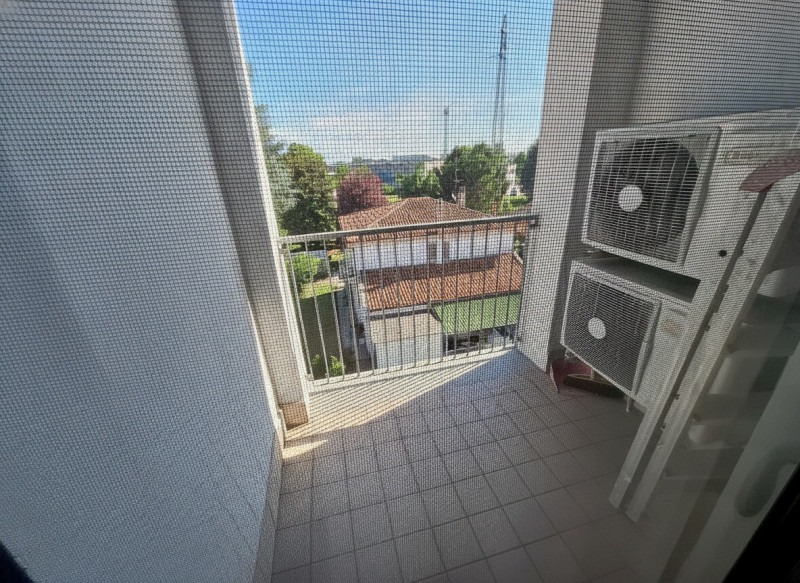 CAMIN ELEGANTE DUPLEX 3 CAMERE €.235.000 - rif.GB052

LA CASA CHE NON RICHIEDE ALCUN LAVORO: ELEG...