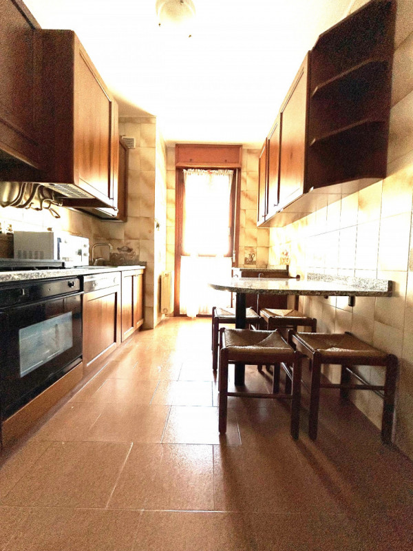 SARMEOLA- Nel quartiere più esclusivo e ricercato della zona, il tutto caratterizzato da aree ver...