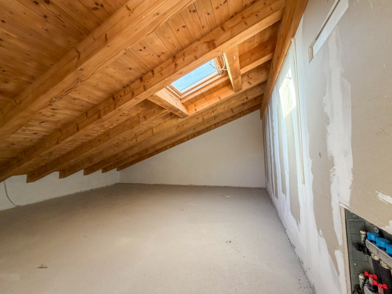 (Per INFO Vittorio 3517343301) Ad Altivole, in una piacevole e riservata zona residenziale, propo...