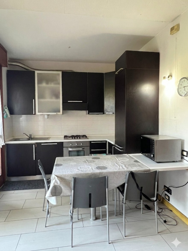 Sarmeola – Zona centrale, vista parco

In posizione comoda a tutti i servizi, proponiamo in vendi...