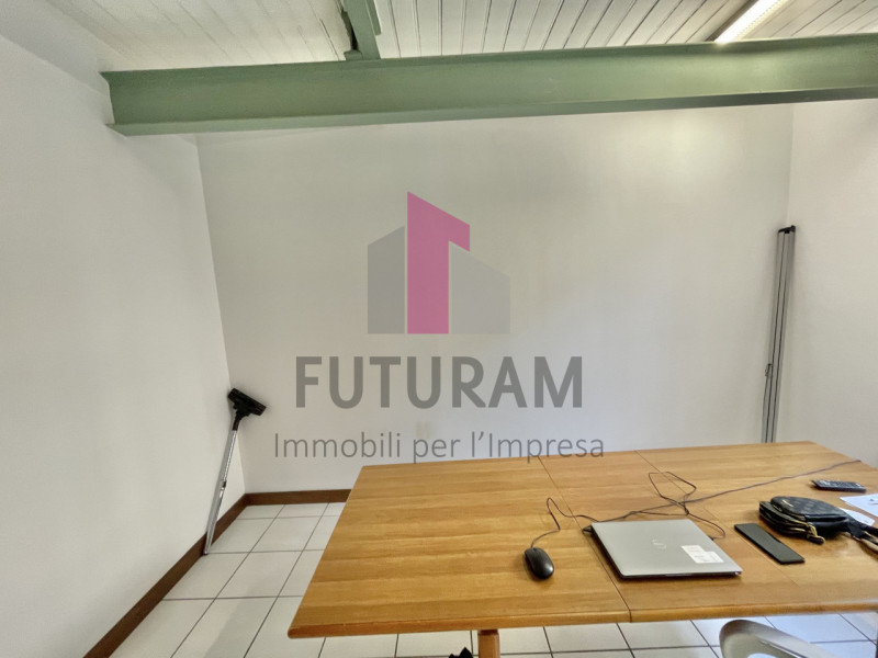 MONTEGALDA- 63FIL - PER INFO 0444/310220

Proponiamo in affitto un ufficio posizionato in punto s...