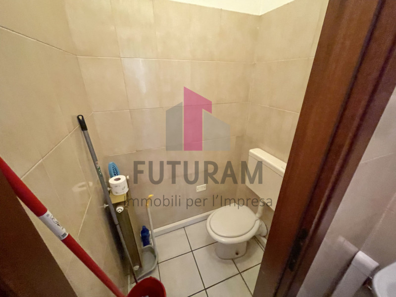 MONTEGALDA- 63FIL - PER INFO 0444/310220

Proponiamo in affitto un ufficio posizionato in punto s...
