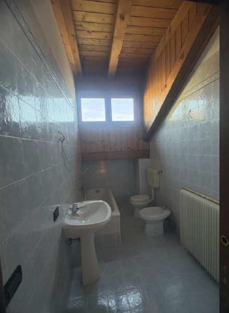 Rif. A.A.45-251

Vendita all'asta - appartamento al 2° piano con garage in data 21 luglio 2026

D...