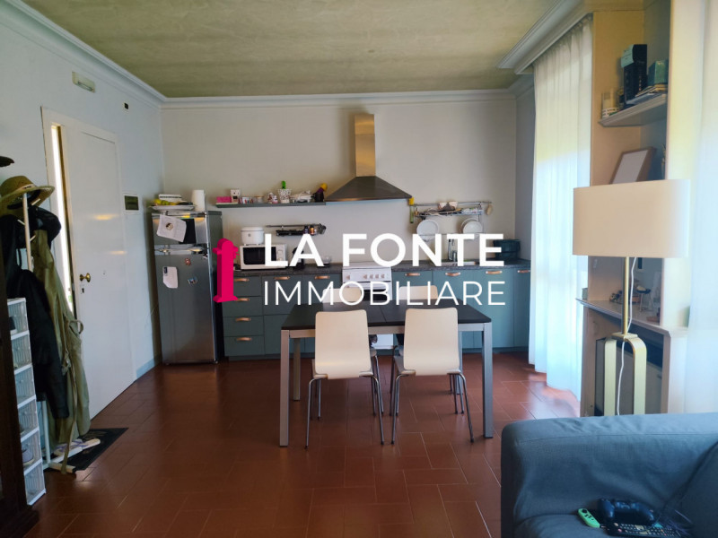 NOVENTA - OLTREBRENTA - appartamento MINI di generose dimensioni al primo e ultimo piano ARREDATO...