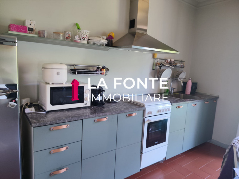 NOVENTA - OLTREBRENTA - appartamento MINI di generose dimensioni al primo e ultimo piano ARREDATO...
