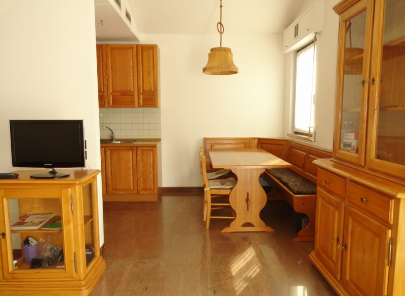 MIDI ATTICO MANSARDATO E ARREDATO - Rif. 8408
In zona residenziale e ben servita a San Lazzaro (V...
