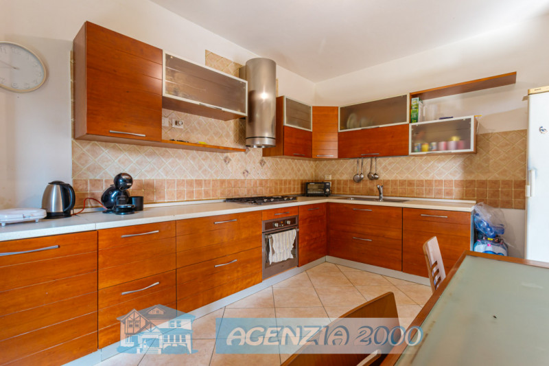 PRENOTA LA TUA NUOVA CASA !!! BELLA BIFAMILIARE CON GIARDINO E PORTICO ESCLUSIVO!!! A CONSELVE IN...