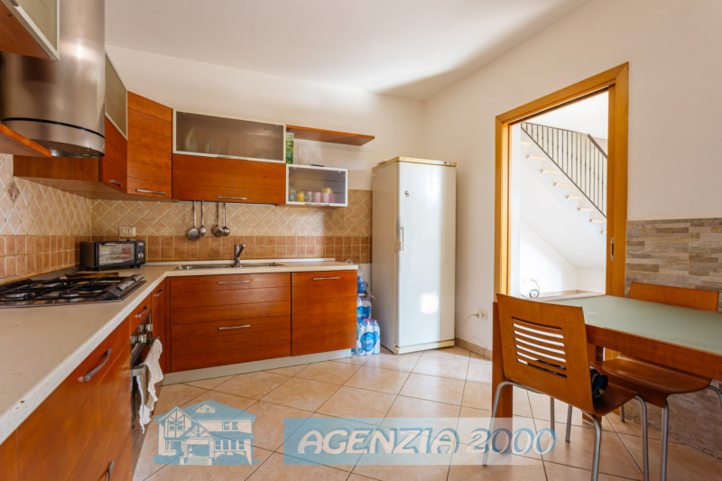 PRENOTA LA TUA NUOVA CASA !!! BELLA BIFAMILIARE CON GIARDINO E PORTICO ESCLUSIVO!!! A CONSELVE IN...