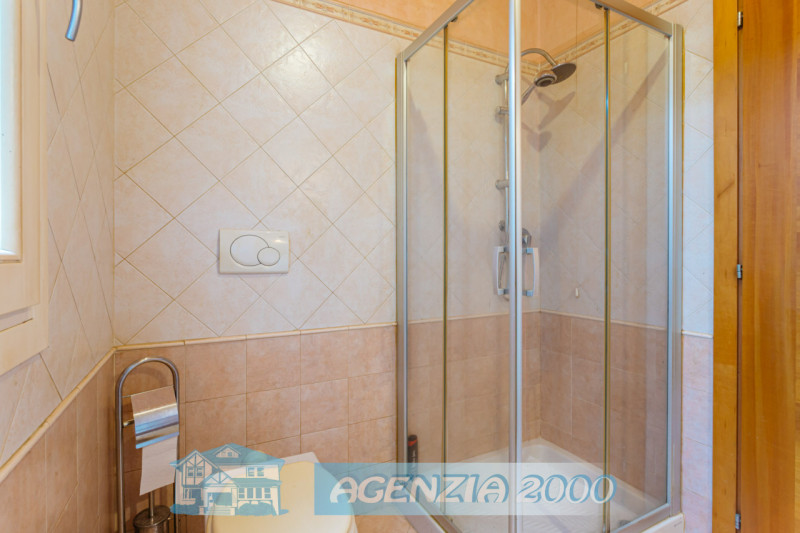 PRENOTA LA TUA NUOVA CASA !!! BELLA BIFAMILIARE CON GIARDINO E PORTICO ESCLUSIVO!!! A CONSELVE IN...