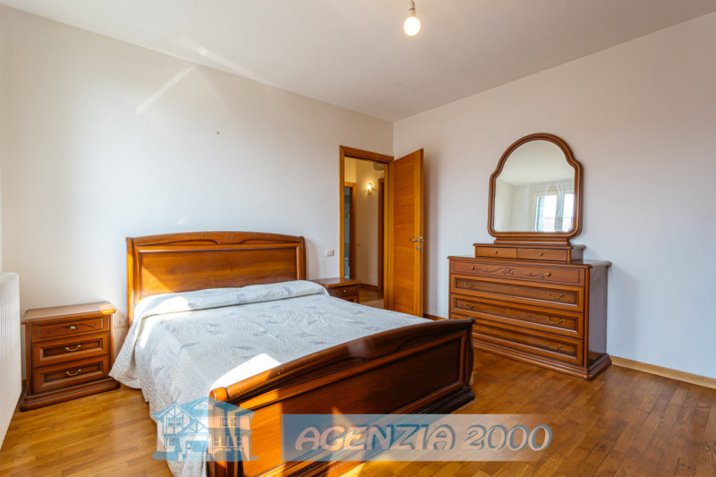 PRENOTA LA TUA NUOVA CASA !!! BELLA BIFAMILIARE CON GIARDINO E PORTICO ESCLUSIVO!!! A CONSELVE IN...