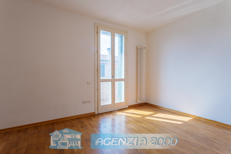 PRENOTA LA TUA NUOVA CASA !!! BELLA BIFAMILIARE CON GIARDINO E PORTICO ESCLUSIVO!!! A CONSELVE IN...