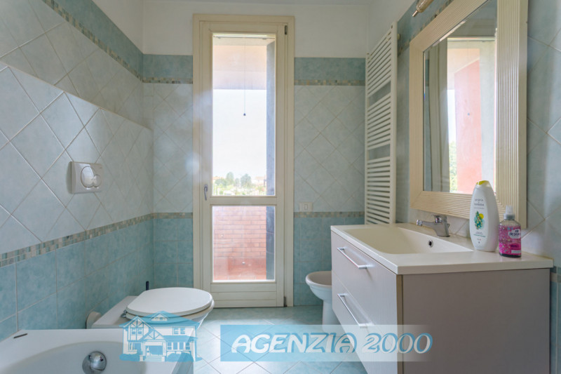 PRENOTA LA TUA NUOVA CASA !!! BELLA BIFAMILIARE CON GIARDINO E PORTICO ESCLUSIVO!!! A CONSELVE IN...
