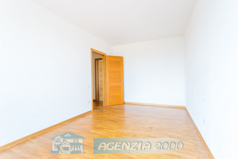 PRENOTA LA TUA NUOVA CASA !!! BELLA BIFAMILIARE CON GIARDINO E PORTICO ESCLUSIVO!!! A CONSELVE IN...