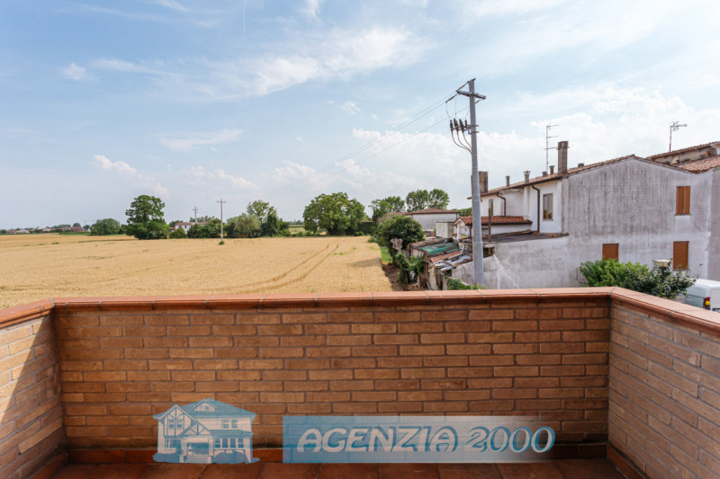 PRENOTA LA TUA NUOVA CASA !!! BELLA BIFAMILIARE CON GIARDINO E PORTICO ESCLUSIVO!!! A CONSELVE IN...