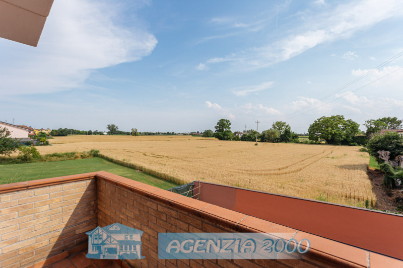 PRENOTA LA TUA NUOVA CASA !!! BELLA BIFAMILIARE CON GIARDINO E PORTICO ESCLUSIVO!!! A CONSELVE IN...