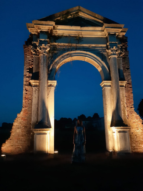 Nicoletta Dardilli di Ad Casa Padova propone in vendita in zona Saccolongo importante complesso s...
