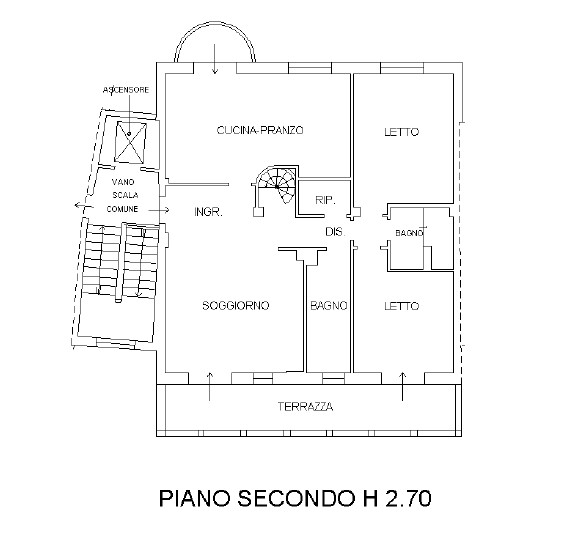 A Este, nella splendida Via Santo Stefano, proponiamo in vendita un elegante appartamento duplex,...