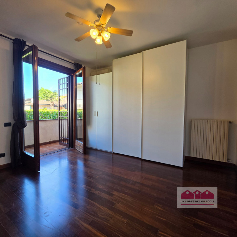 COSTABISSARA: ELEGANTE CASA SINGOLA RISTRUTTURATA CON AMPIO GIARDINO PRIVATO E NESSUN INTERVENTO ...
