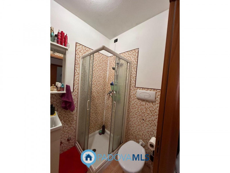 Immobile in esclusiva al Gruppo Padova MLS
PERAGA DI VIGONZA – APPARTAMENTO CON GIARDINO PRIVATO
...