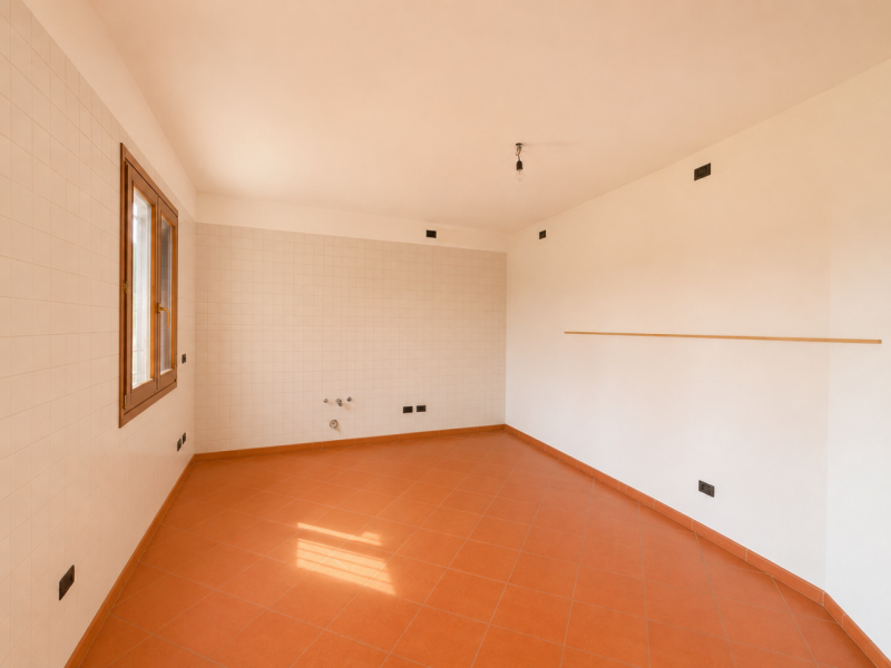 Scoprite questa splendida bifamiliare situata nel cuore di Trevignano, un comune incantevole e tr...