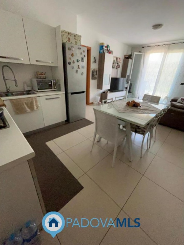 Immobile in esclusiva al Gruppo Padova MLS
PERAGA DI VIGONZA – APPARTAMENTO CON GIARDINO PRIVATO
...