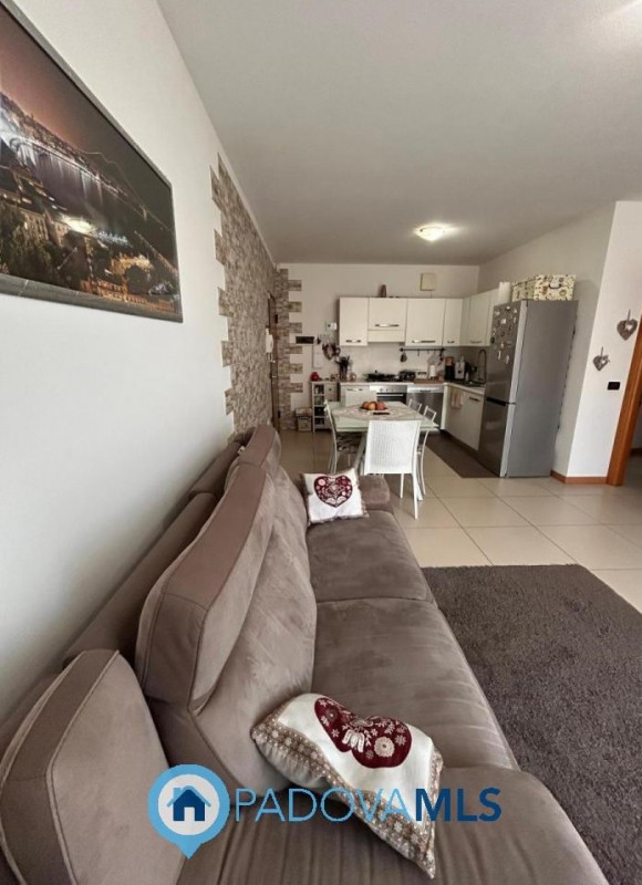Immobile in esclusiva al Gruppo Padova MLS
PERAGA DI VIGONZA – APPARTAMENTO CON GIARDINO PRIVATO
...