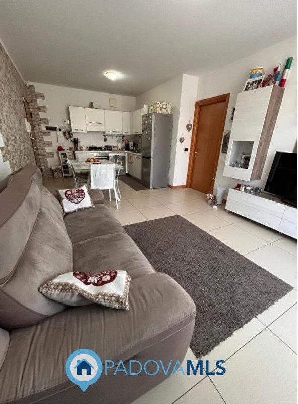 Immobile in esclusiva al Gruppo Padova MLS
PERAGA DI VIGONZA – APPARTAMENTO CON GIARDINO PRIVATO
...