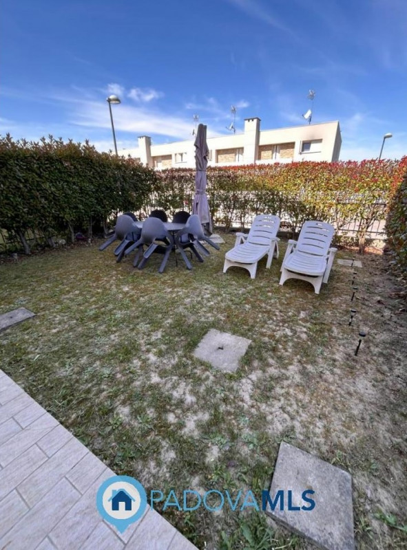 Immobile in esclusiva al Gruppo Padova MLS
PERAGA DI VIGONZA – APPARTAMENTO CON GIARDINO PRIVATO
...