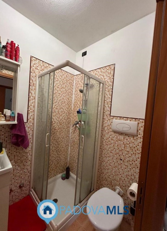 Immobile in esclusiva al Gruppo Padova MLS
PERAGA DI VIGONZA – APPARTAMENTO CON GIARDINO PRIVATO
...