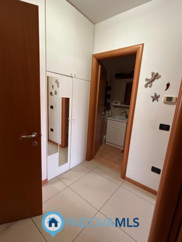 Immobile in esclusiva al Gruppo Padova MLS
PERAGA DI VIGONZA – APPARTAMENTO CON GIARDINO PRIVATO
...