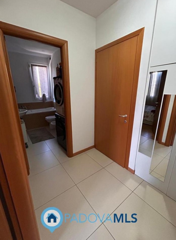 Immobile in esclusiva al Gruppo Padova MLS
PERAGA DI VIGONZA – APPARTAMENTO CON GIARDINO PRIVATO
...