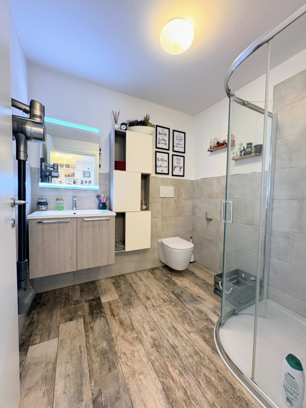 ZANE' porzione di villa con 300 mq. di giardino € 335.000,00

Trattativa Unica immobiliare, via P...