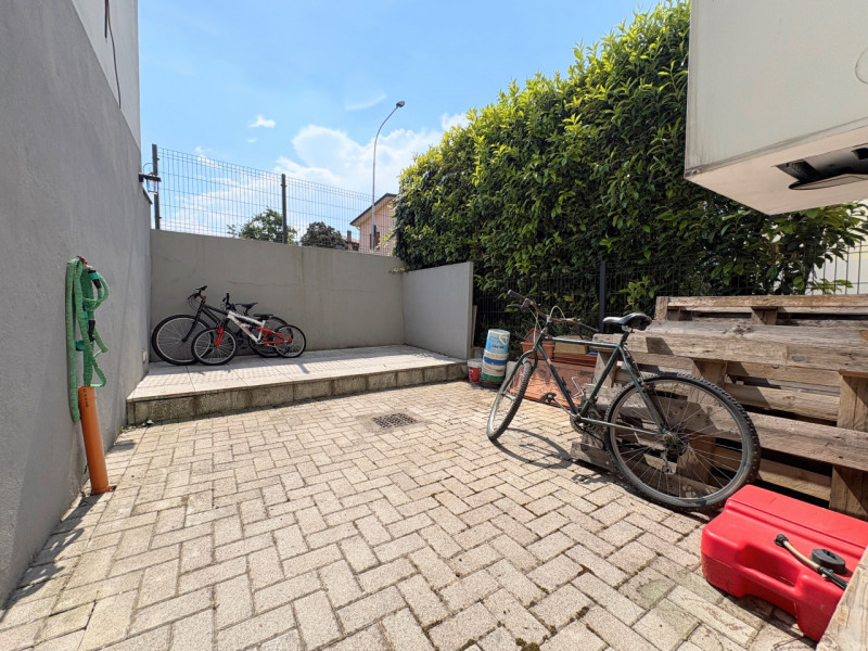ZANE' porzione di villa con 300 mq. di giardino € 335.000,00

Trattativa Unica immobiliare, via P...