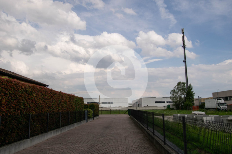 CADONEGHE - Mezzavia. Proponiamo appartamento su palazzina di recente costruzione di sole 5 unità...