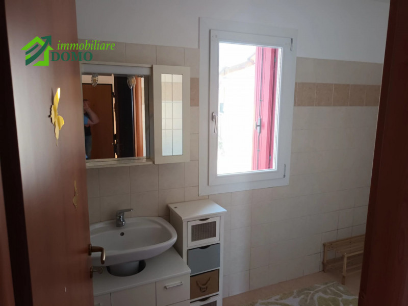 Ampio mini appartamento arredato in centro a Santorso con posto auto

TRE BUONI MOTIVI PER ACQUIS...