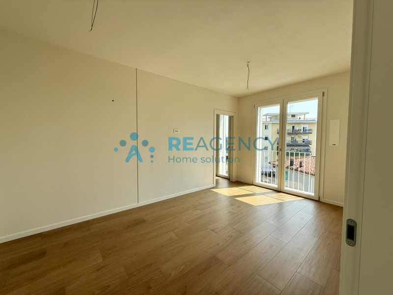 Stai cercando un NUOVO APPARTAMENTO TRICAMERE CON TERRAZZO ABITABILE IN CLASSE A4?

Approfitta de...