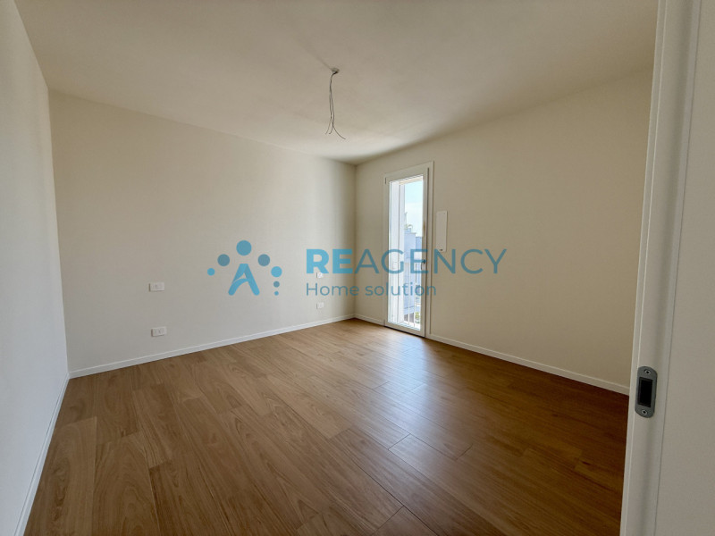 Stai cercando un NUOVO APPARTAMENTO TRICAMERE CON TERRAZZO ABITABILE IN CLASSE A4?

Approfitta de...