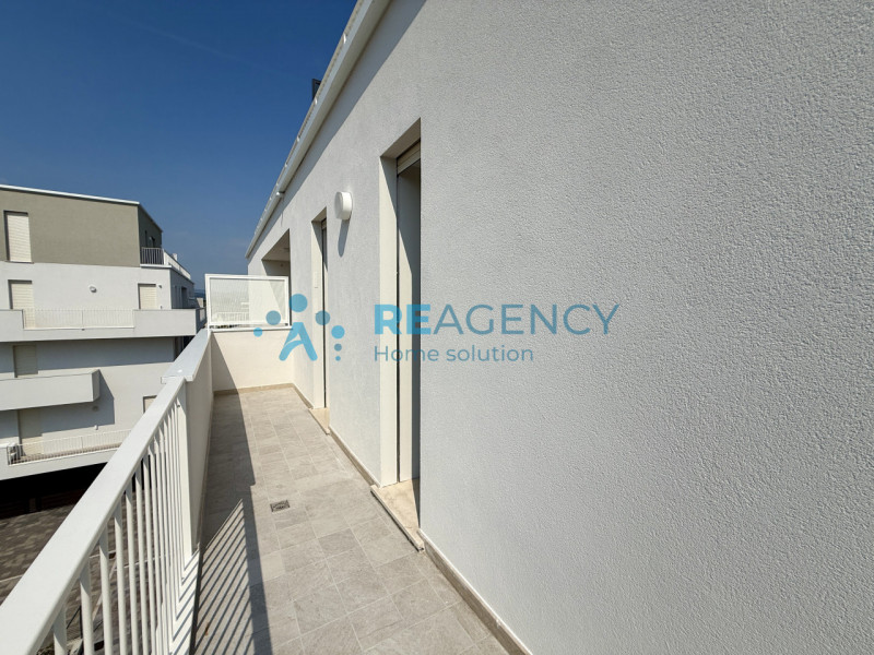 Stai cercando un NUOVO APPARTAMENTO TRICAMERE CON TERRAZZO ABITABILE IN CLASSE A4?

Approfitta de...