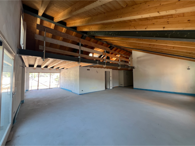 SCHIO - Appartamento ultimo piano con soppalco - 380.000,00€

Trattativa Unica immobiliare, Zanè ...