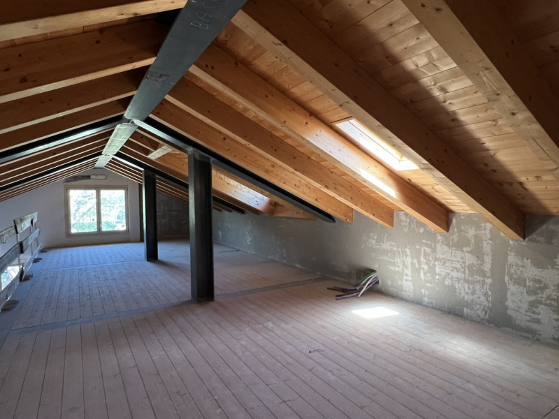 SCHIO - Appartamento ultimo piano con soppalco - 380.000,00€

Trattativa Unica immobiliare, Zanè ...