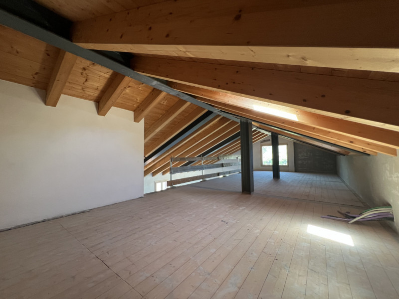 SCHIO - Appartamento ultimo piano con soppalco - 380.000,00€

Trattativa Unica immobiliare, Zanè ...
