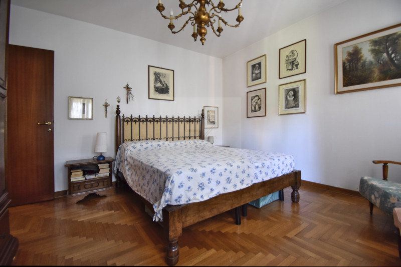SACRA FAMIGLIA – PADOVA
Se stai cercando spazi generosi, luminosità e una posizione davvero esclu...
