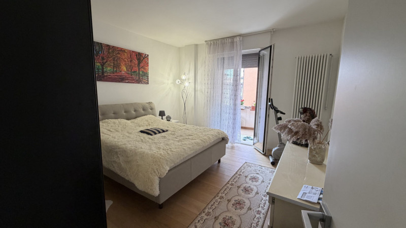In vendita, nel cuore della tranquilla zona di Pontevigodarzere a Padova, proponiamo un ampio app...